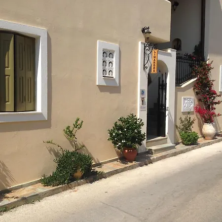 Apartament Linardos